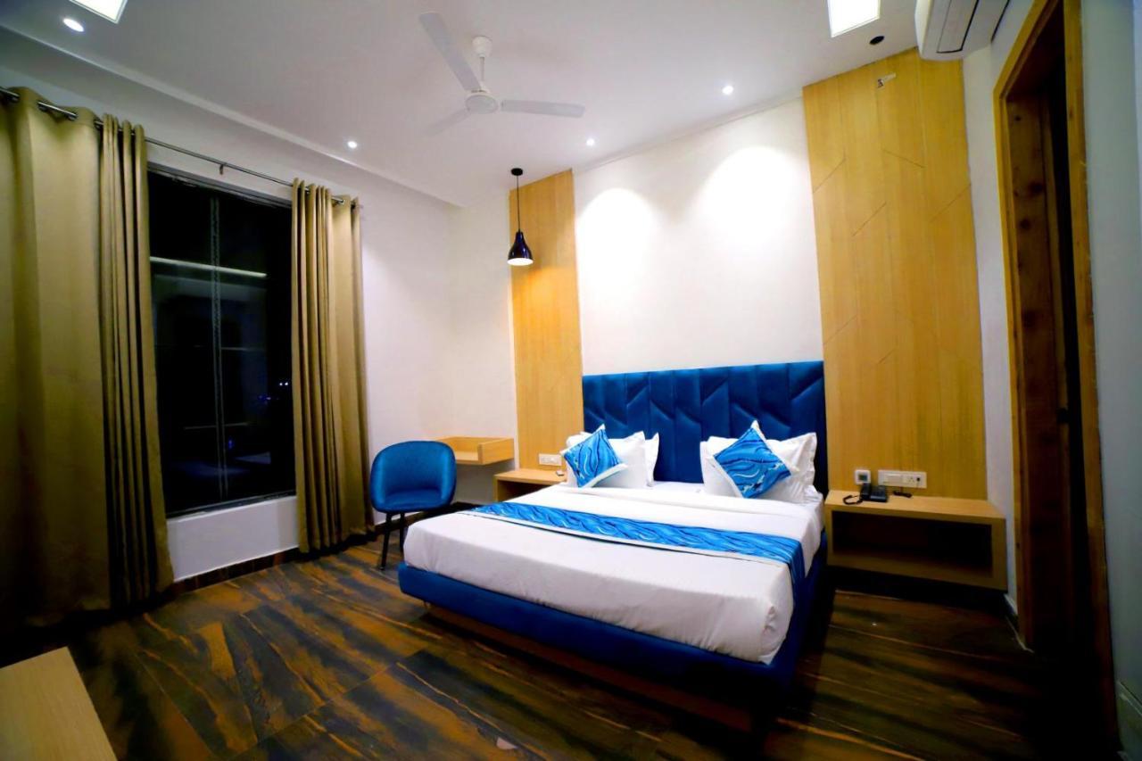 Hotel Diamond View Amritsar Zewnętrze zdjęcie